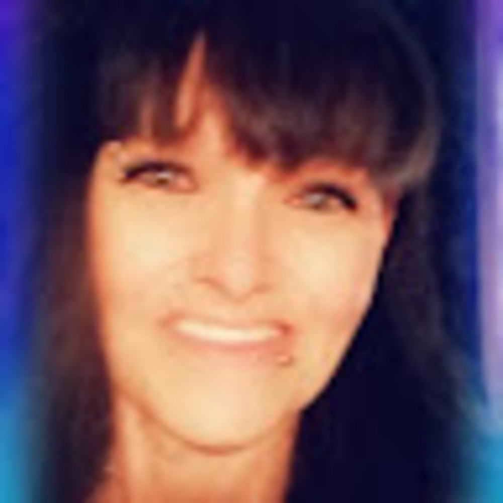 Meet your Posher, Paula